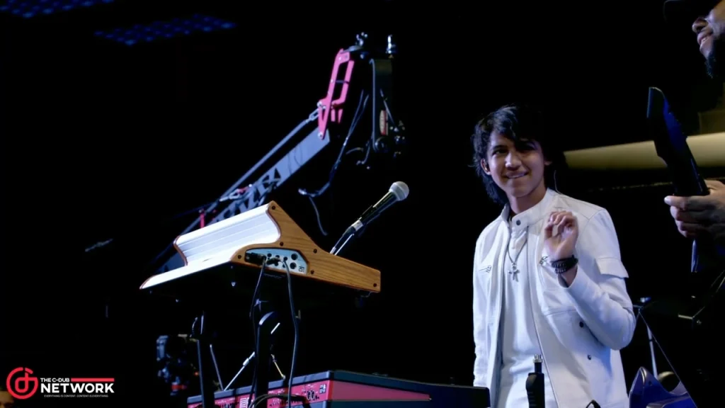 Whats-Your-Take-Band-Domino-Effect-Feat.-Justin-Lee-Schultz